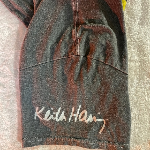 Keith Haring Goody Two sleeve cropped top - Picture 2 of 3